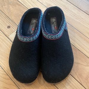 Haflinger Black Wool Clogs, EUC size 8 (EU 38)